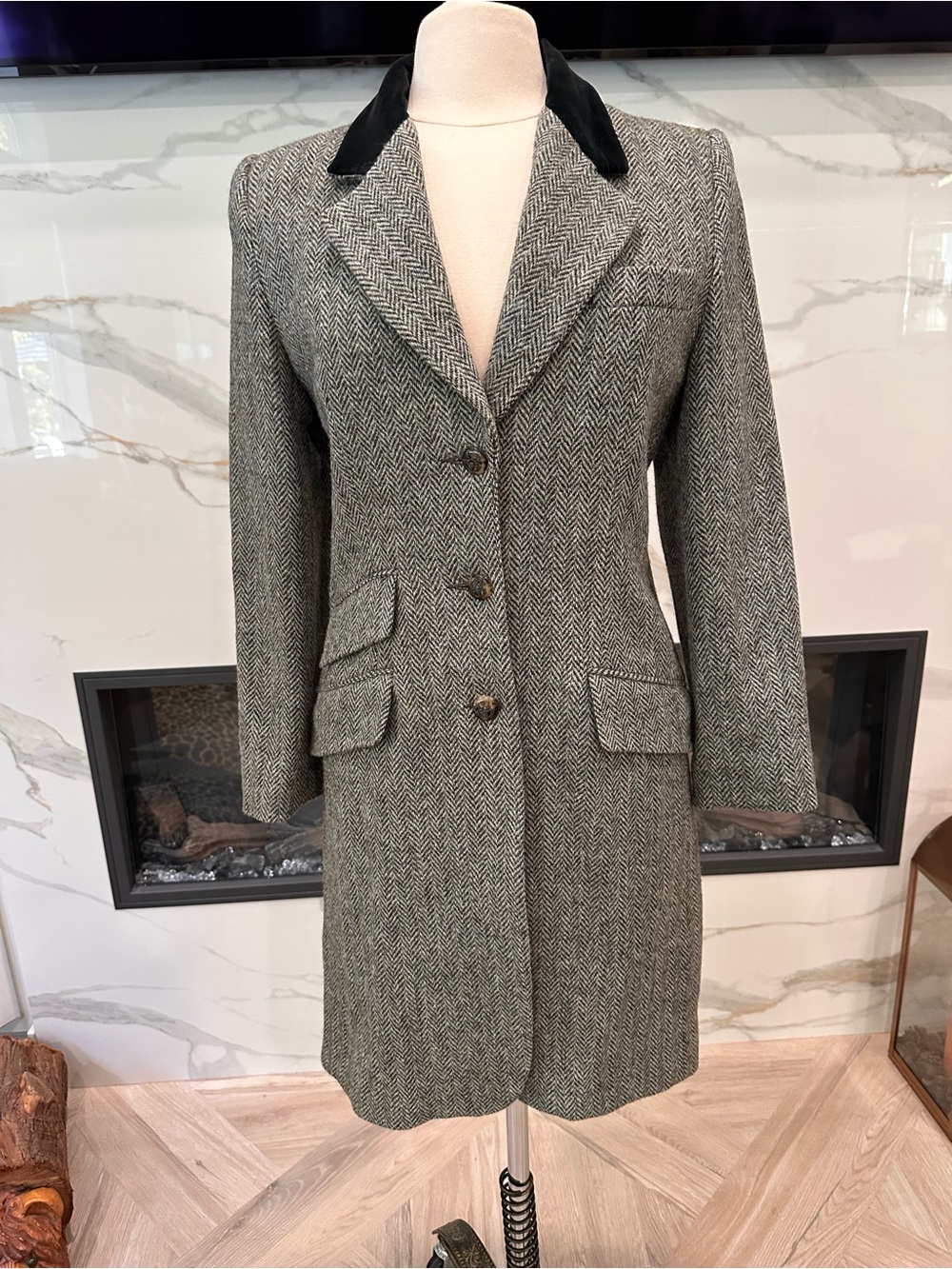 Wathne Grey Herringbone Coat with Black Velvet Collar